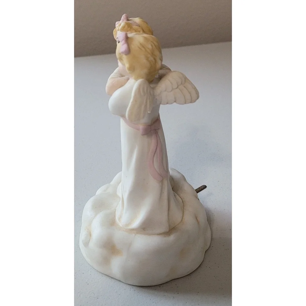 Schmid Musical Collectibles Angel Girls On Cloud Music Box Hand Painted Taiwan